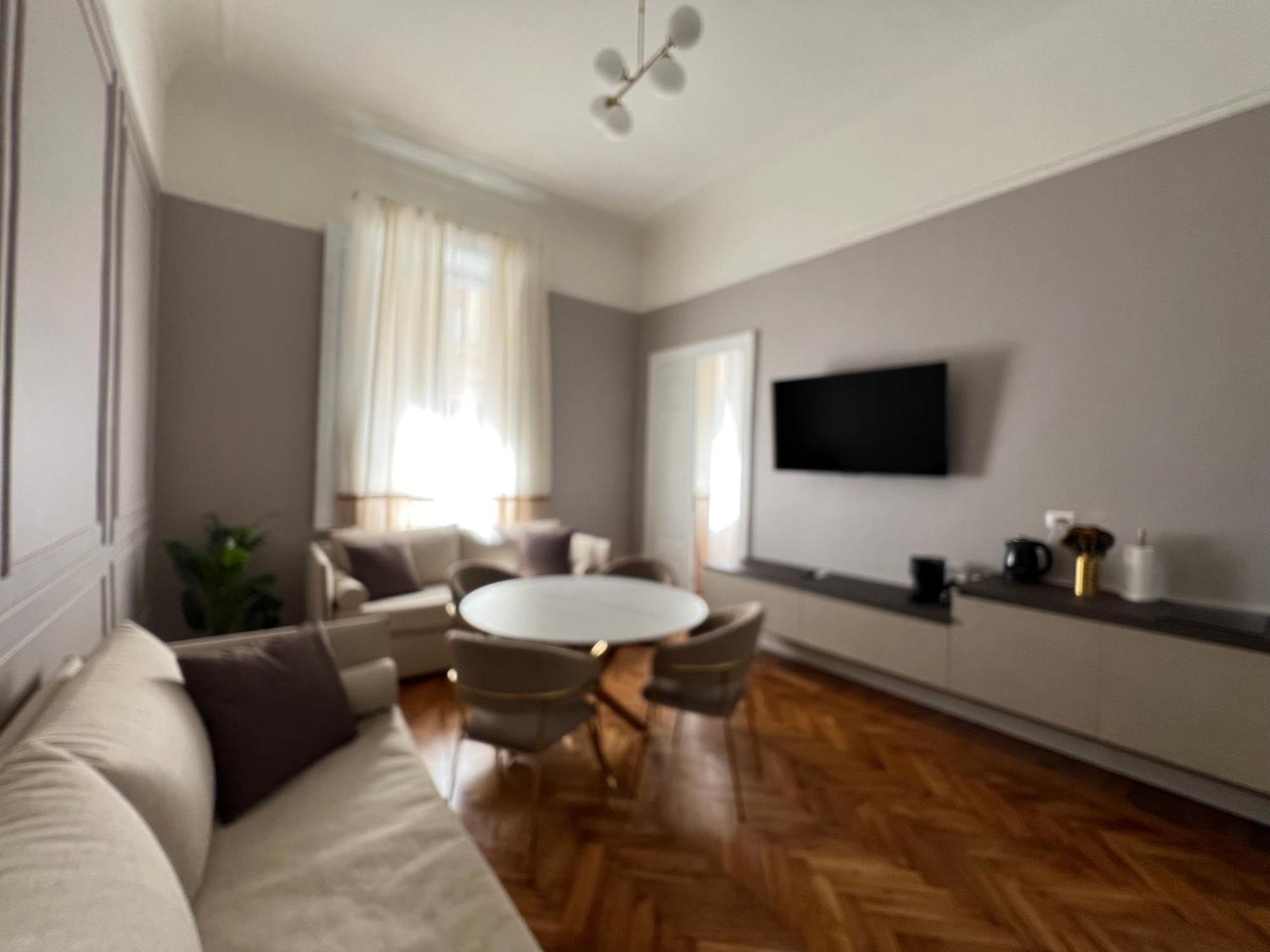 Turin Central Cavour 외부 사진